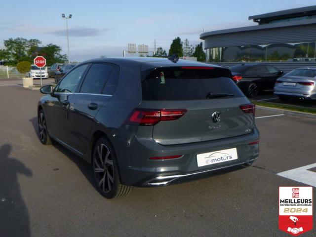 Volkswagen Golf image 8