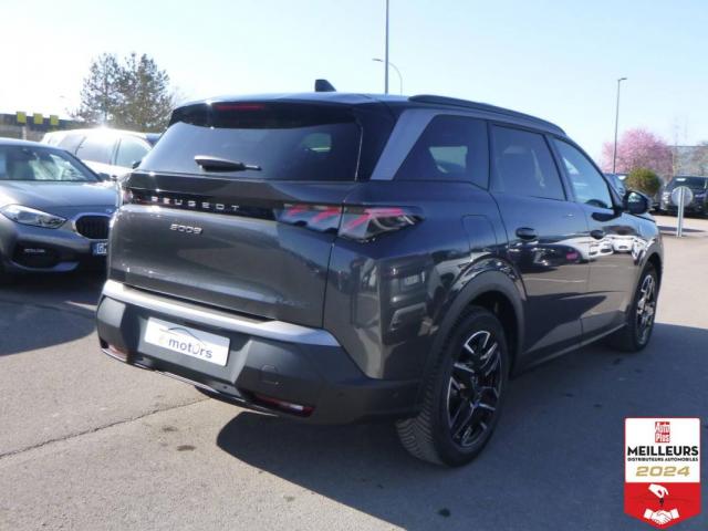 Peugeot 5008 image 2