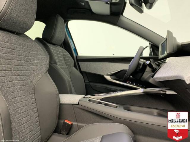 Peugeot 3008 image 2