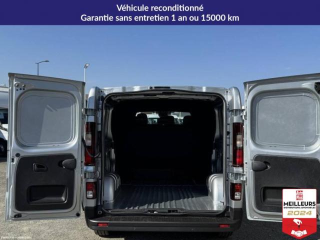 Renault Trafic image 2