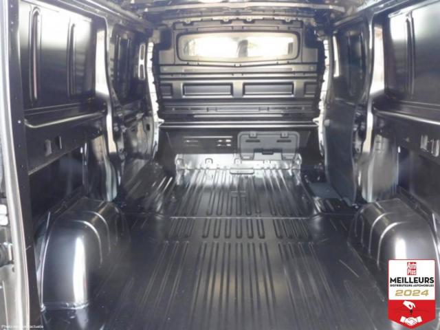 Renault Trafic image 1