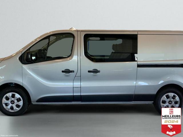 Renault Trafic image 2