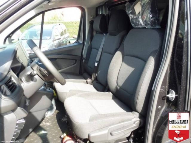 Renault Trafic image 1