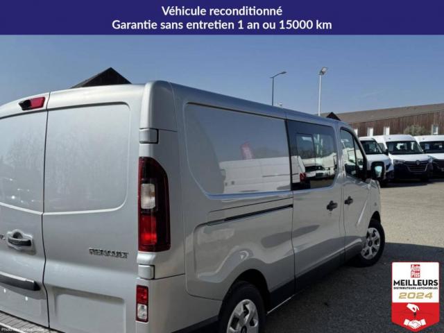 Renault Trafic image 1