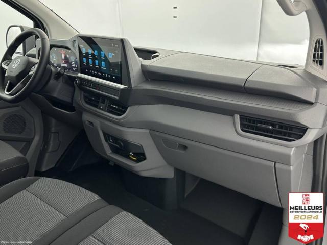 Volkswagen Transporter image 6