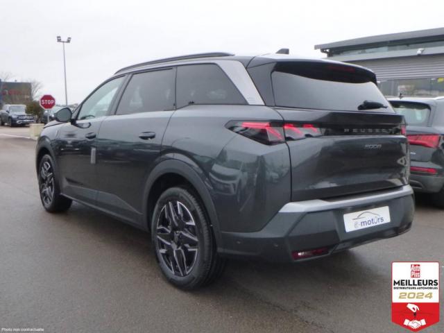 Peugeot 5008 image 3