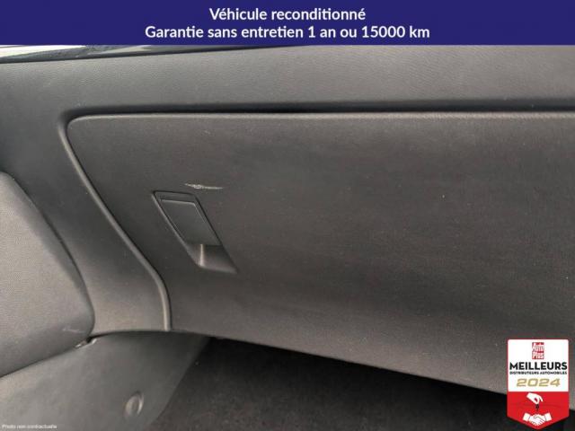 Peugeot 2008 image 2