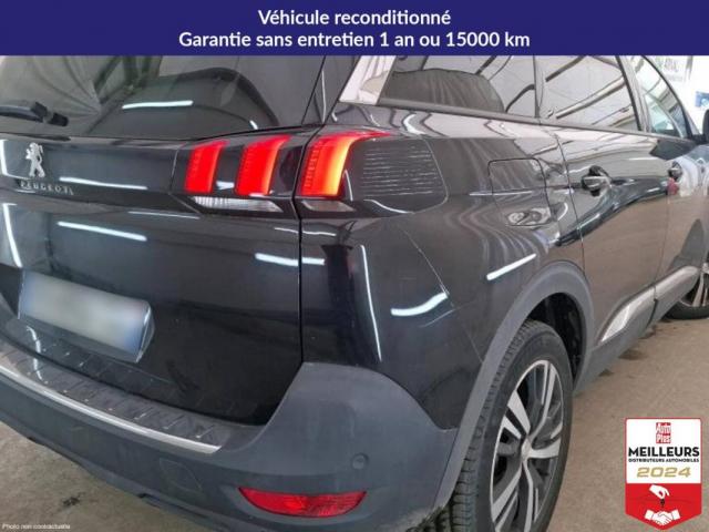 Peugeot 5008 image 2