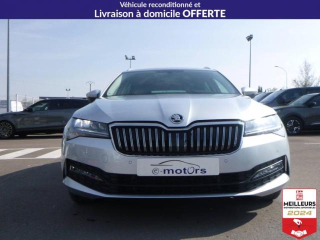 Skoda Superb Combi image 2