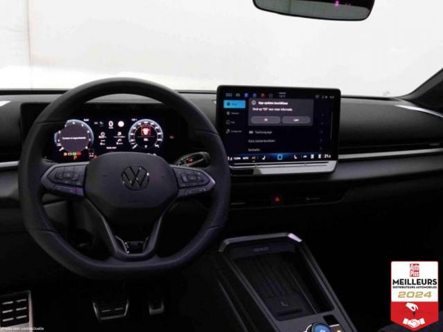 Volkswagen T-Roc image 3