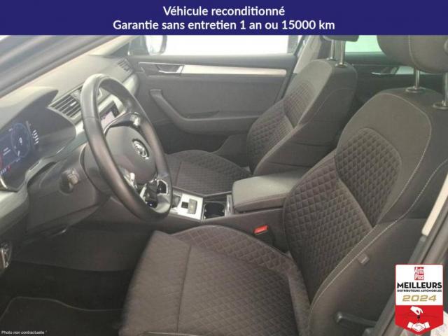 Skoda Superb Combi image 5