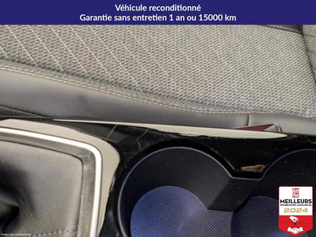 Peugeot 2008 image 8