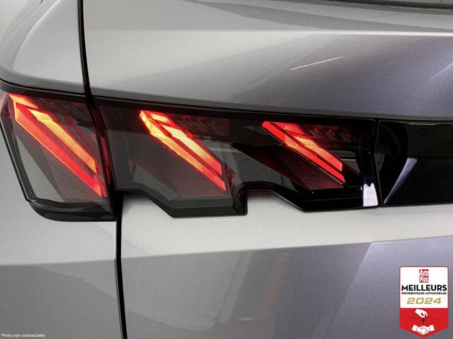 Peugeot 5008 image 1