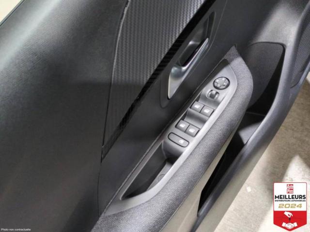 Peugeot 208 image 2