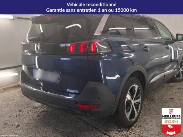 Peugeot 5008 image 2