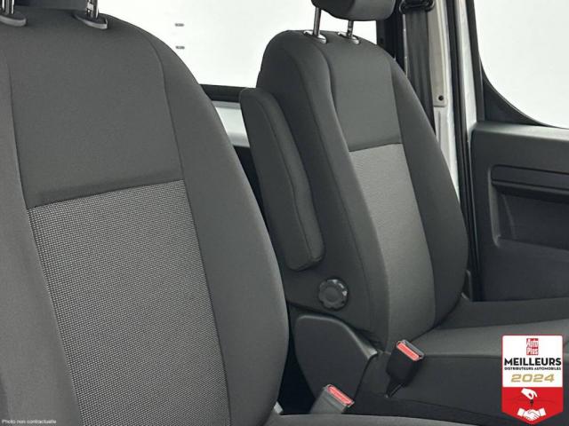 Peugeot Expert image 1