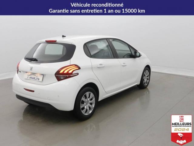 Peugeot 208 image 2