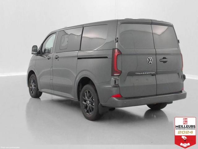Volkswagen Transporter image 2