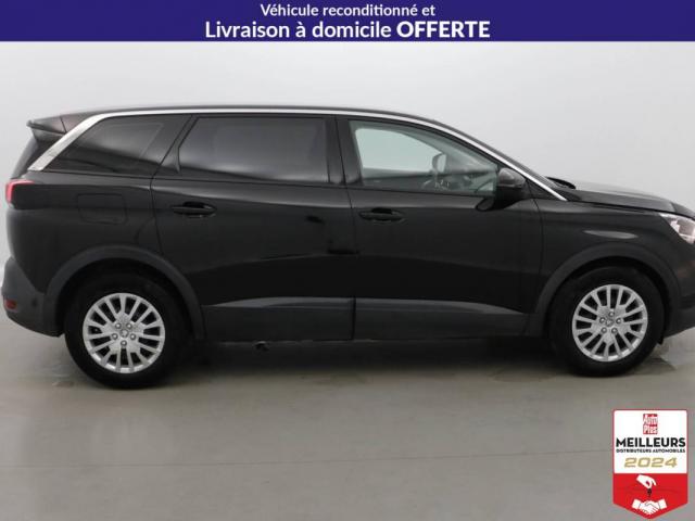 Peugeot 5008 image 1