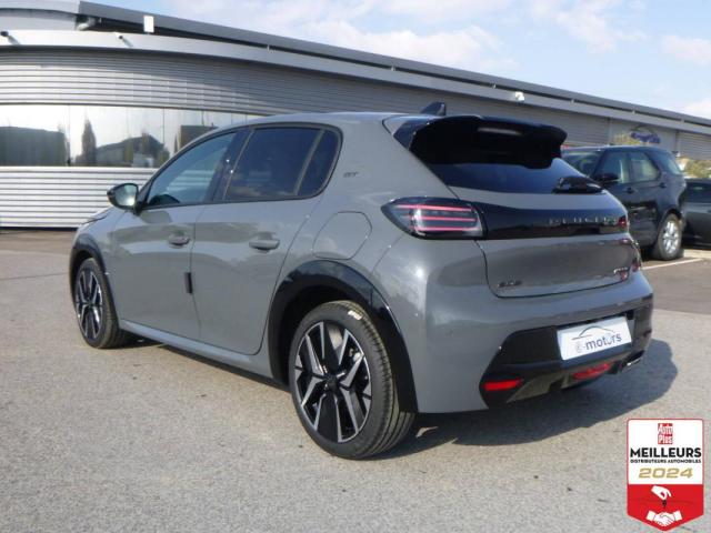 Peugeot 208 image 8