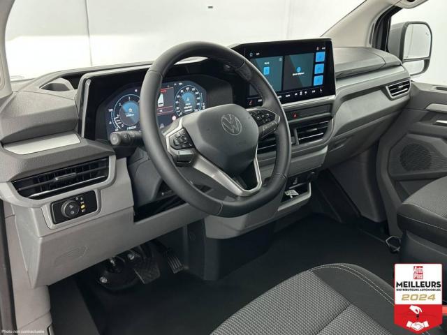 Volkswagen Transporter image 6