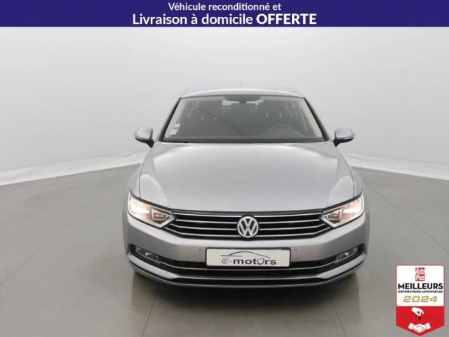 Volkswagen Passat image 2