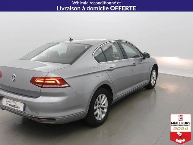 Volkswagen Passat image 5