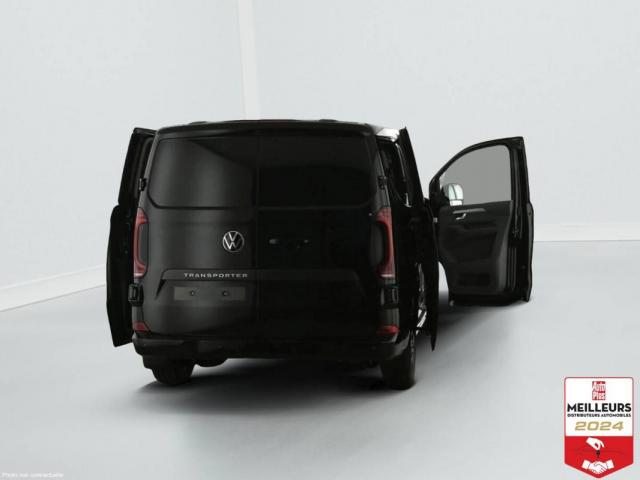 Volkswagen Transporter image 3