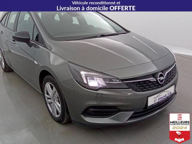 Opel Astra Sports Tourer image 9