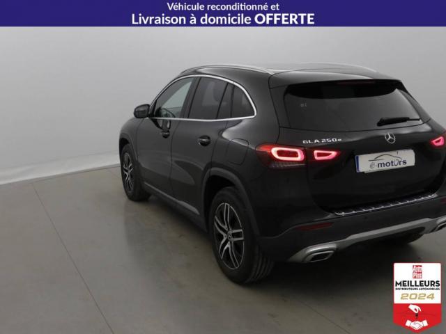 Mercedes Benz Gla image 2