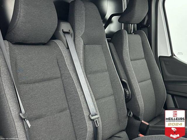 Nissan Interstar image 9