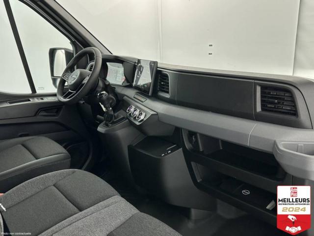 Nissan Interstar image 3