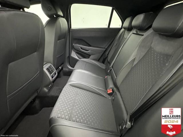 Volkswagen T-Roc image 2