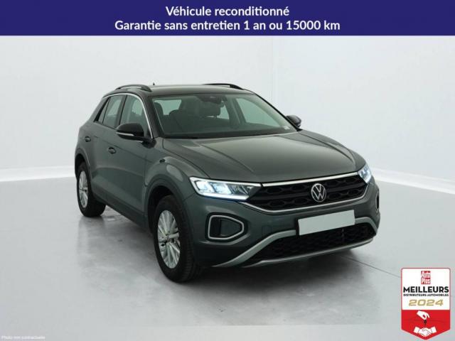 Volkswagen T-Roc image 2