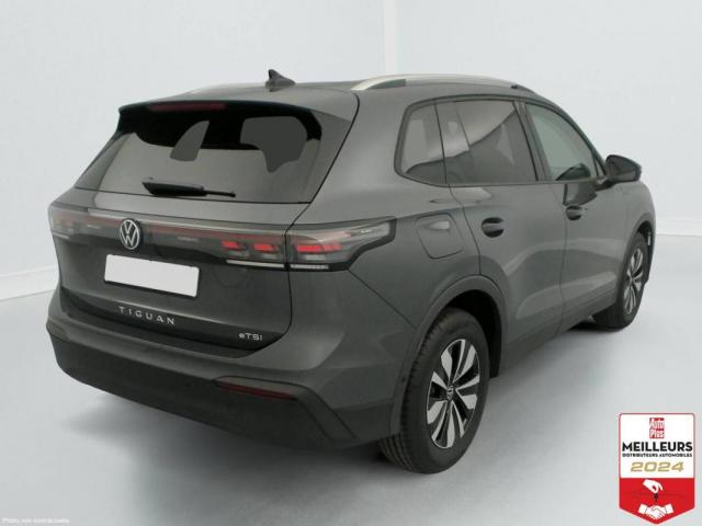 Volkswagen Tiguan image 9