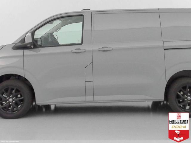 Volkswagen Transporter image 8