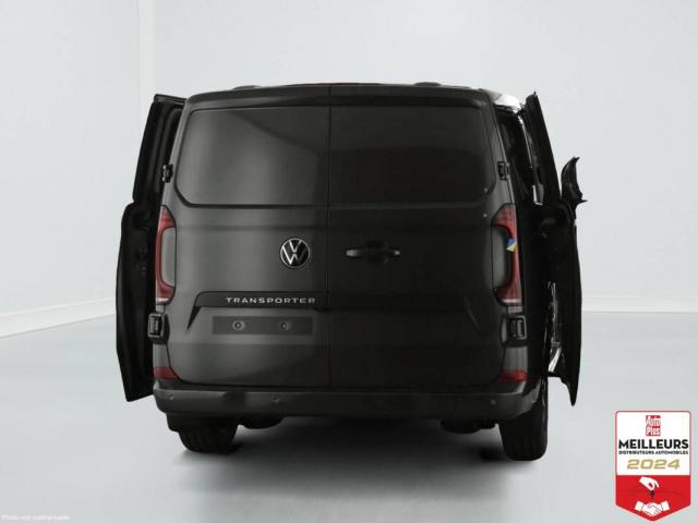 Volkswagen Transporter image 2