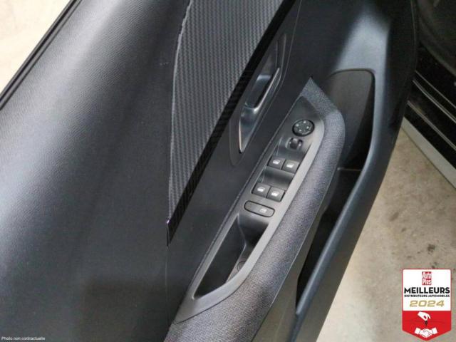 Peugeot 208 image 8