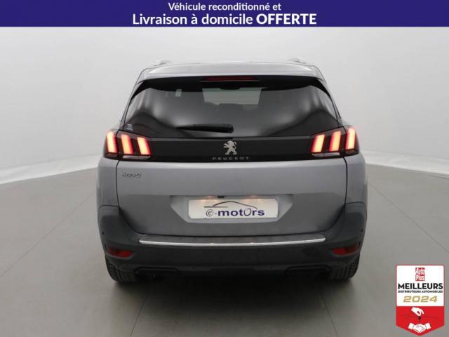 Peugeot 5008 image 6