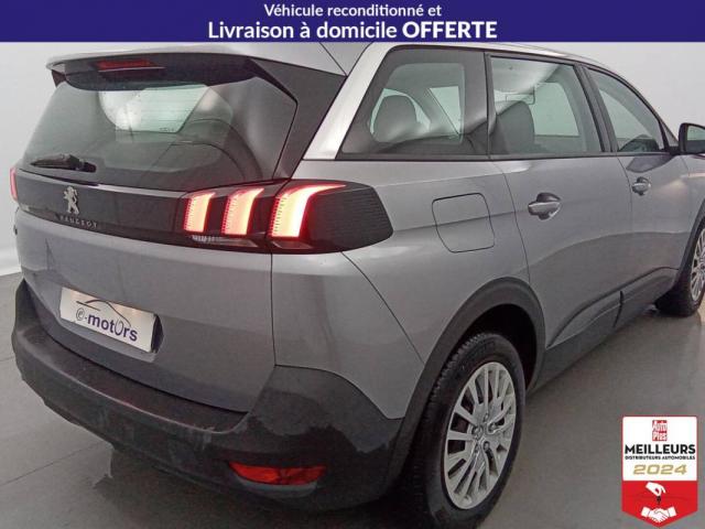 Peugeot 5008 image 3