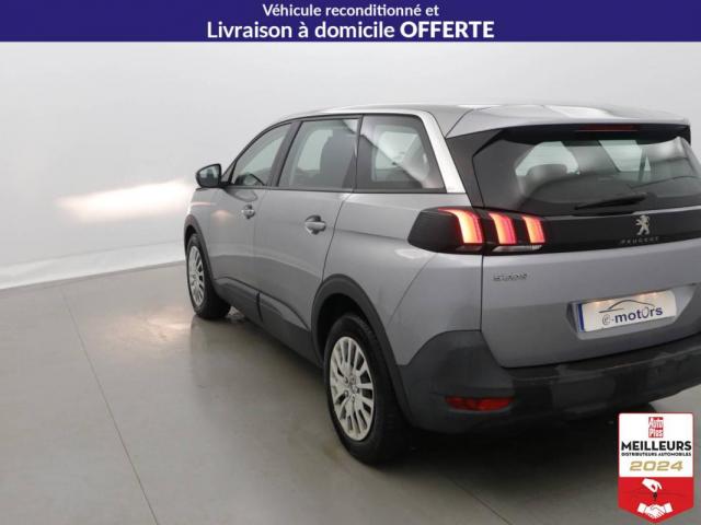 Peugeot 5008 image 8