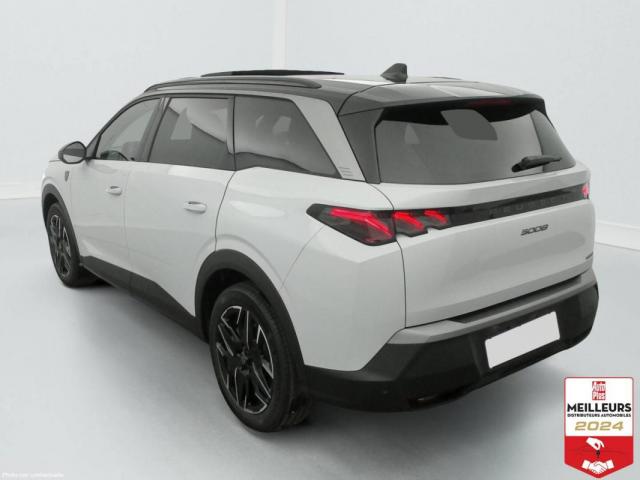 Peugeot 5008 image 1