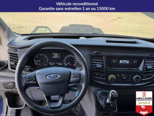 Ford Transit image 4
