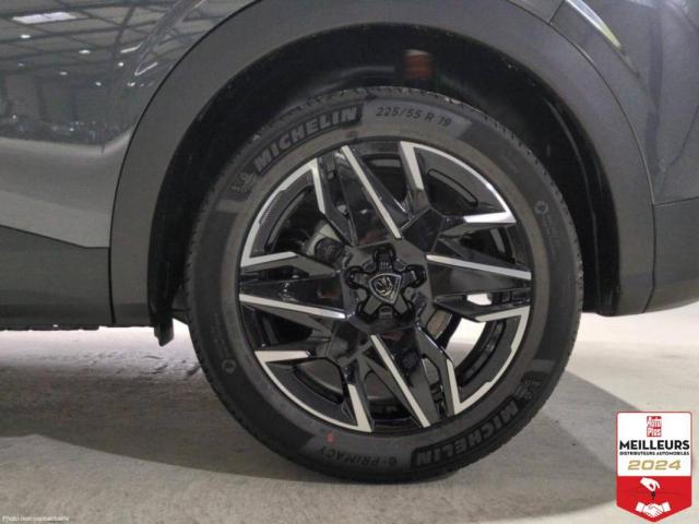 Peugeot 3008 image 2
