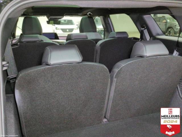 Peugeot 5008 image 1