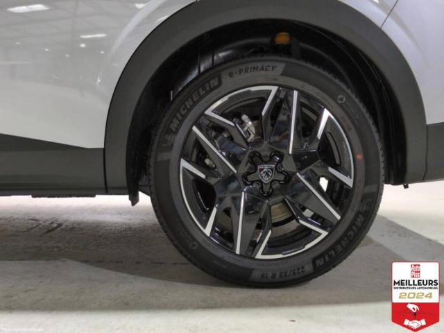 Peugeot 5008 image 2