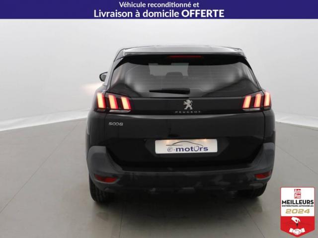 Peugeot 5008 image 2