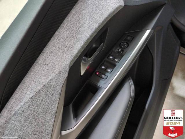 Peugeot 3008 image 2