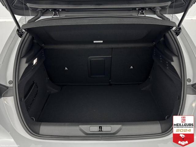 Peugeot 308 image 1