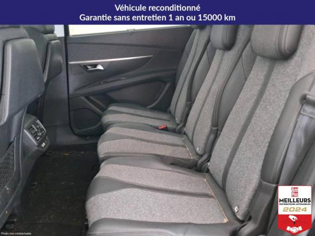 Peugeot 5008 image 1